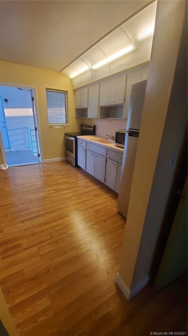 3533 Tyler St Unit 13, Hollywood, FL 33021 Condo for Rent in