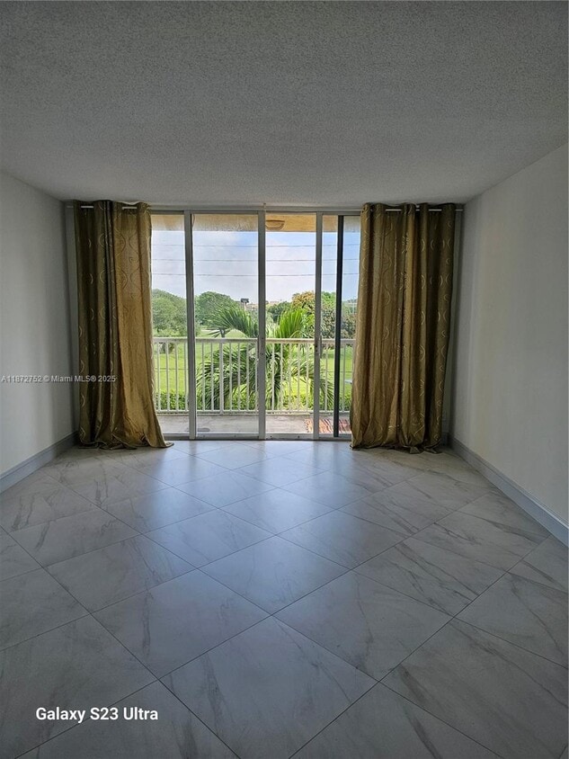 Foto principal - 1341 SE 3rd Ave