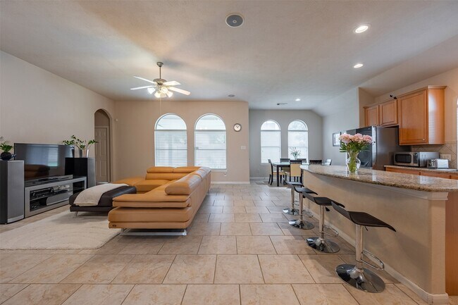 Building Photo - 13815 Normandy Ct