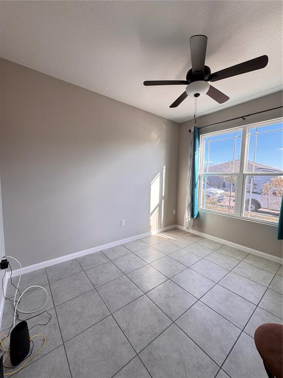 Building Photo - 541 Buchannan Dr