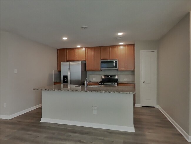 Foto del edificio - 20660 Dunrobin Dr