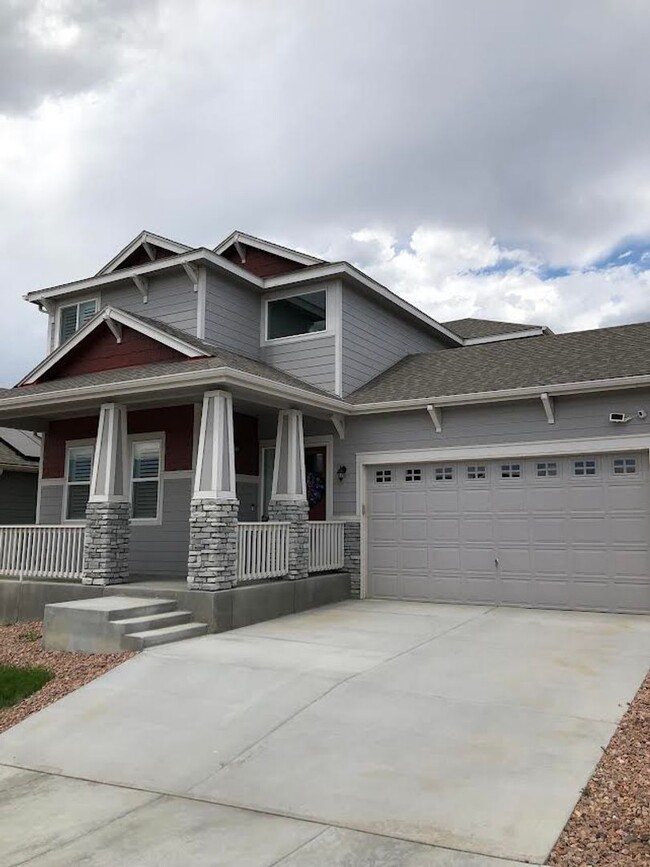 Building Photo - Beautiful 3 BD 2.5 BA Single Family Home, ...