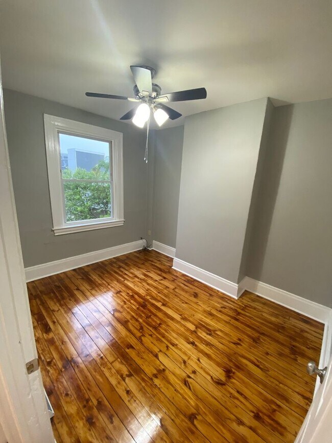 Foto del edificio - Modern 2BR in Lawrenceville – Central AC, ...