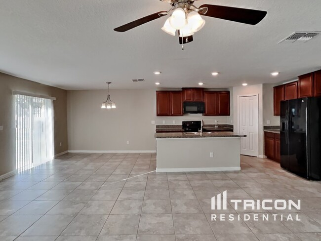 Building Photo - 11046 Standing Stone Dr