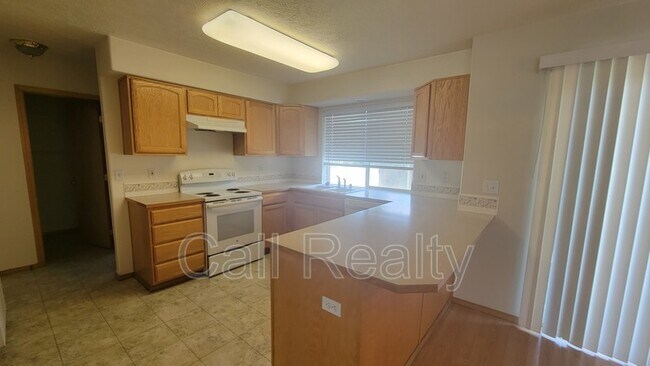 Foto del edificio - 7120 N Hogan St