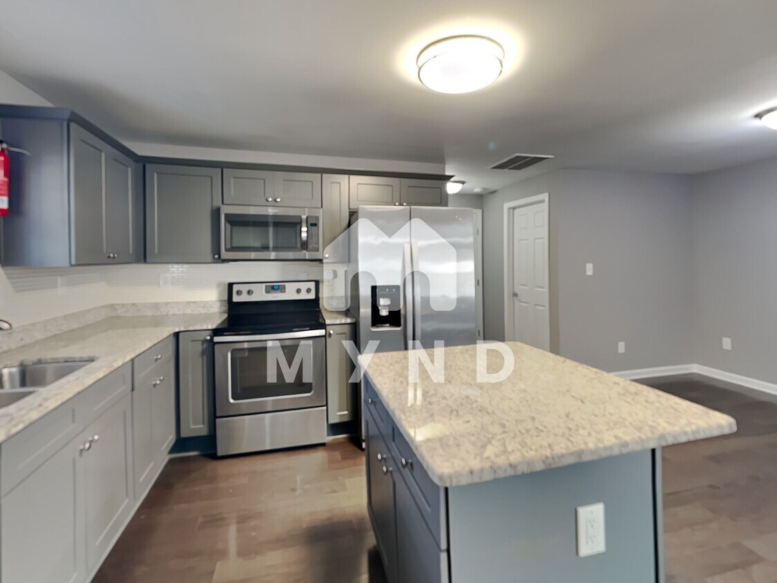 Primary Photo - 1058 Hubbard St SW