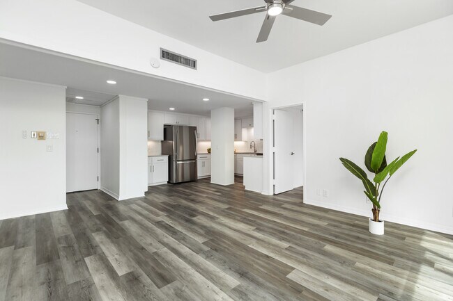 Foto del edificio - 4600 Ocean Dr