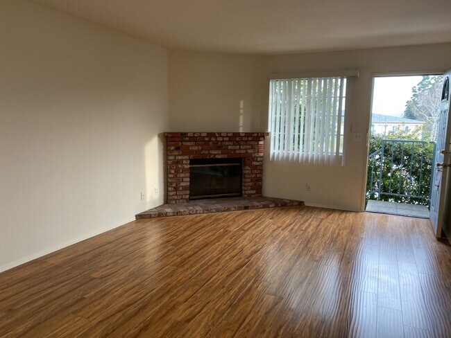 Foto del edificio - 4530 Ramsdell Ave