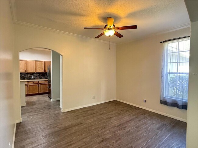 Foto del edificio - 4413 Riverton Dr