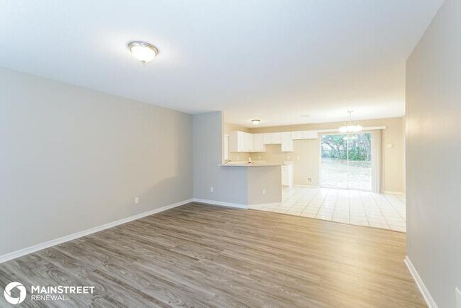 Foto del edificio - 9223 N 27th St, Tampa, FL 33612