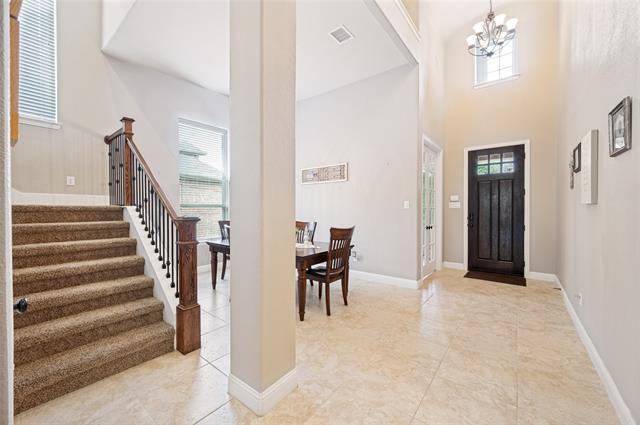 Foto del edificio - 1210 Skyflower Ln