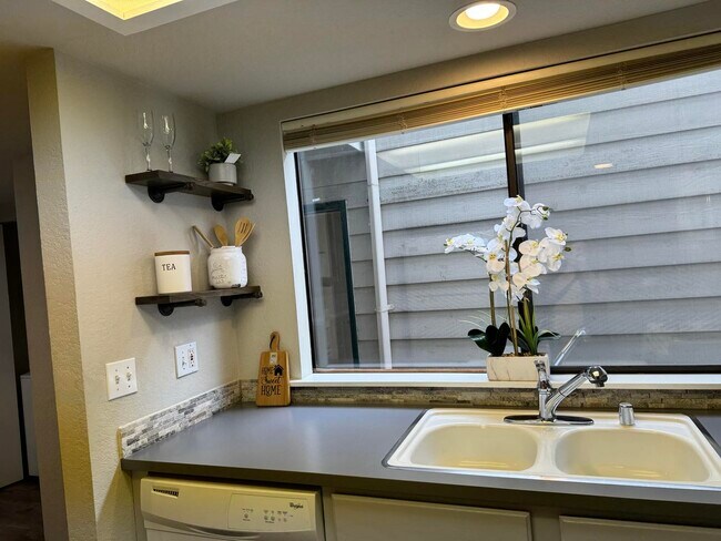 Foto del edificio - 8407 18th Ave W