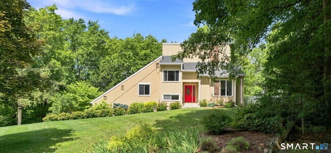 Foto del edificio - 40 Rockledge Dr