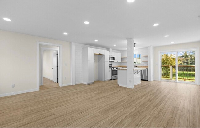 Foto del edificio - 19367 Lucille St