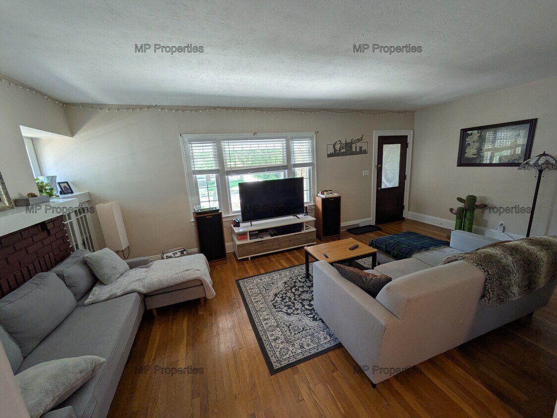 Foto principal - 1302 Hathaway Ave