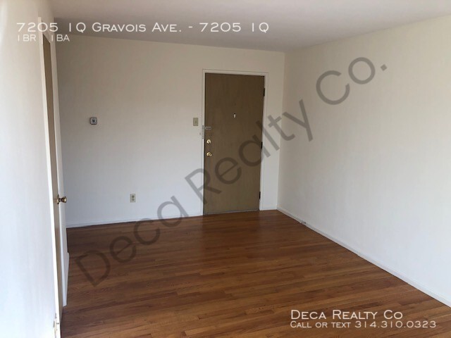 Building Photo - 1 Bedroom Apartment 55+