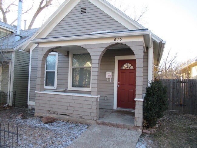 Photo - 615 E St Vrain St House