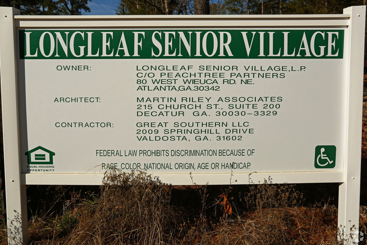 Foto del edificio - Long Leaf Senior Village