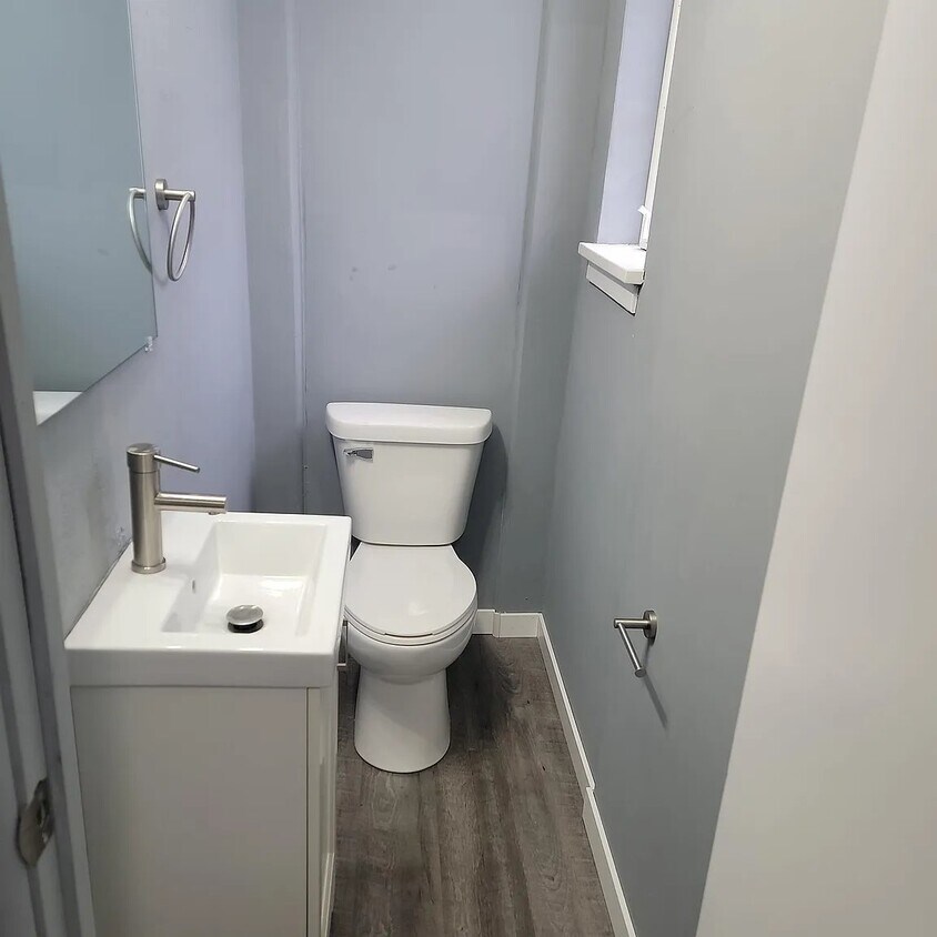 Foto del edificio - 1223 Portage Ave