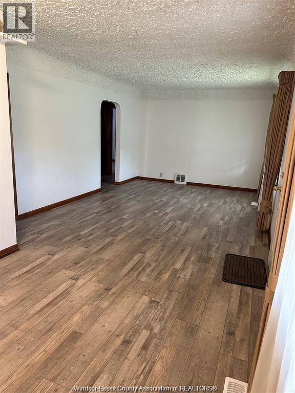 Photo du bâtiment - 3405 Longfellow Ave