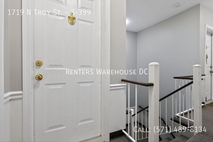 Photo - 1719 N Troy St.-8-399