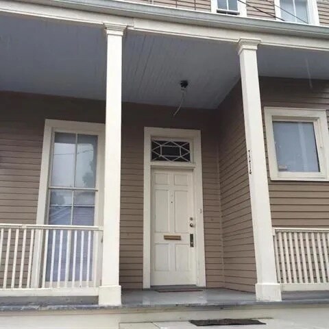 Primary Photo - 7214 Maple St