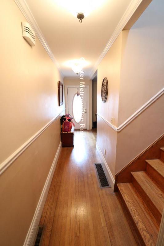 Foto del edificio - 661 E 6th St