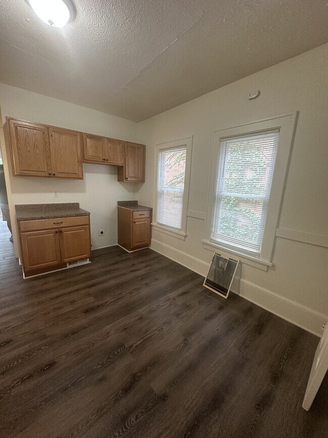 Foto del edificio - 3221 N 38th St