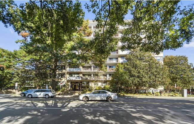 Building Photo - Cleveland Park with views