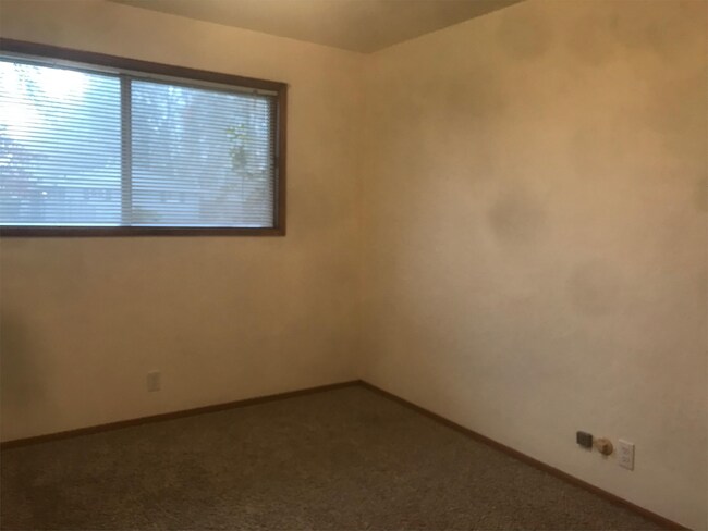 695 Silver Ln Eugene Or 97404 House For Rent In Eugene Or
