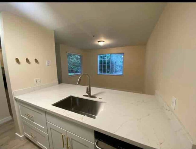Building Photo - 7453 Newcastle Golf Club Rd