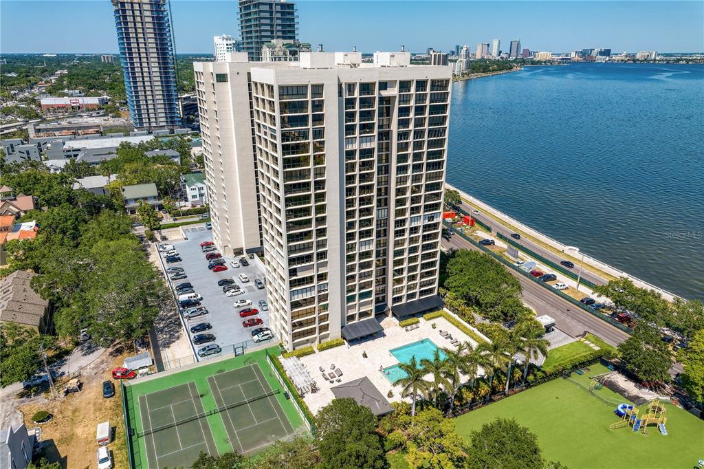 Primary Photo - 3301 Bayshore Blvd