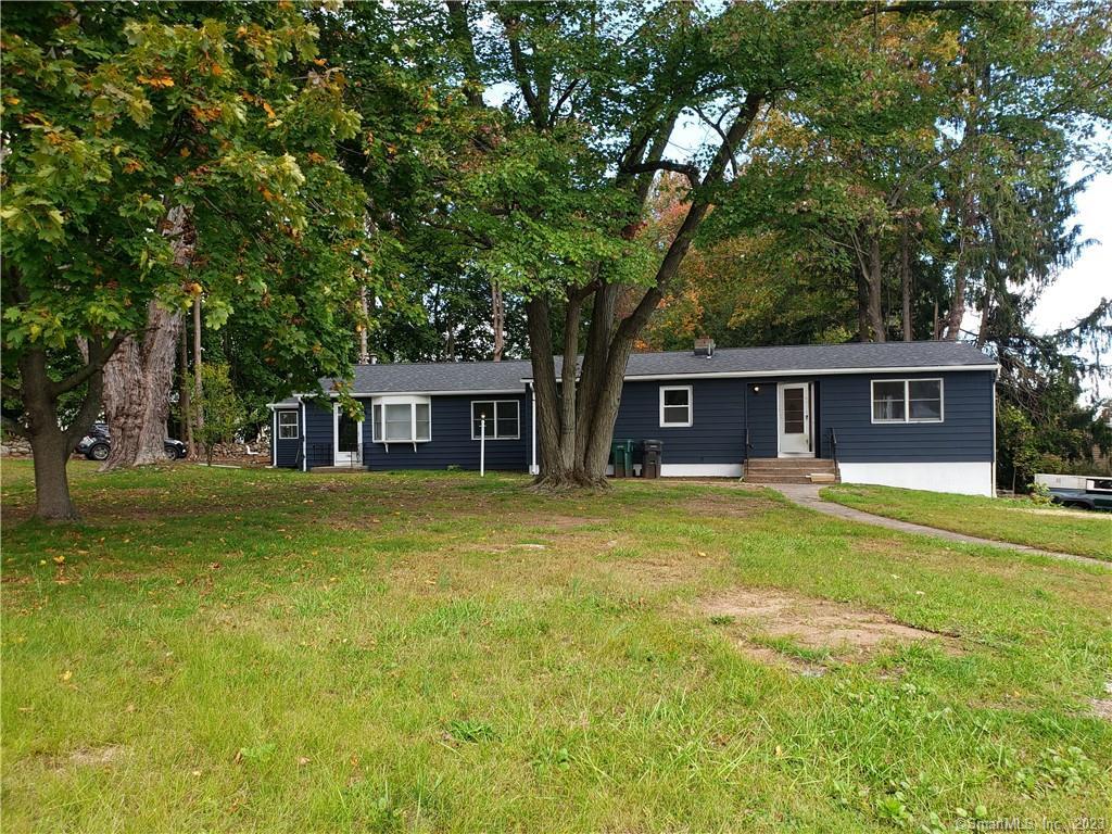 Primary Photo - 190 Bates Dr