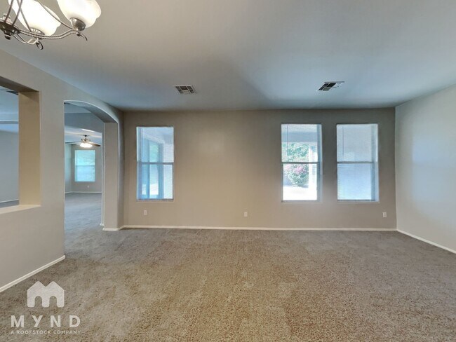 Building Photo - 2891 E Beechnut Pl