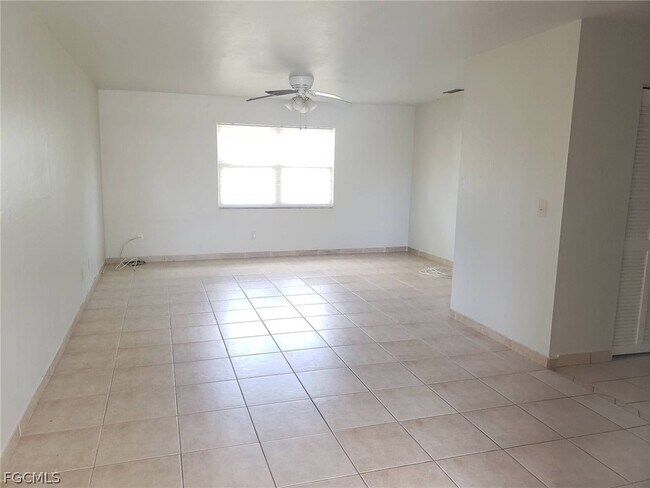 Foto del edificio - 621 SE 13th Pl