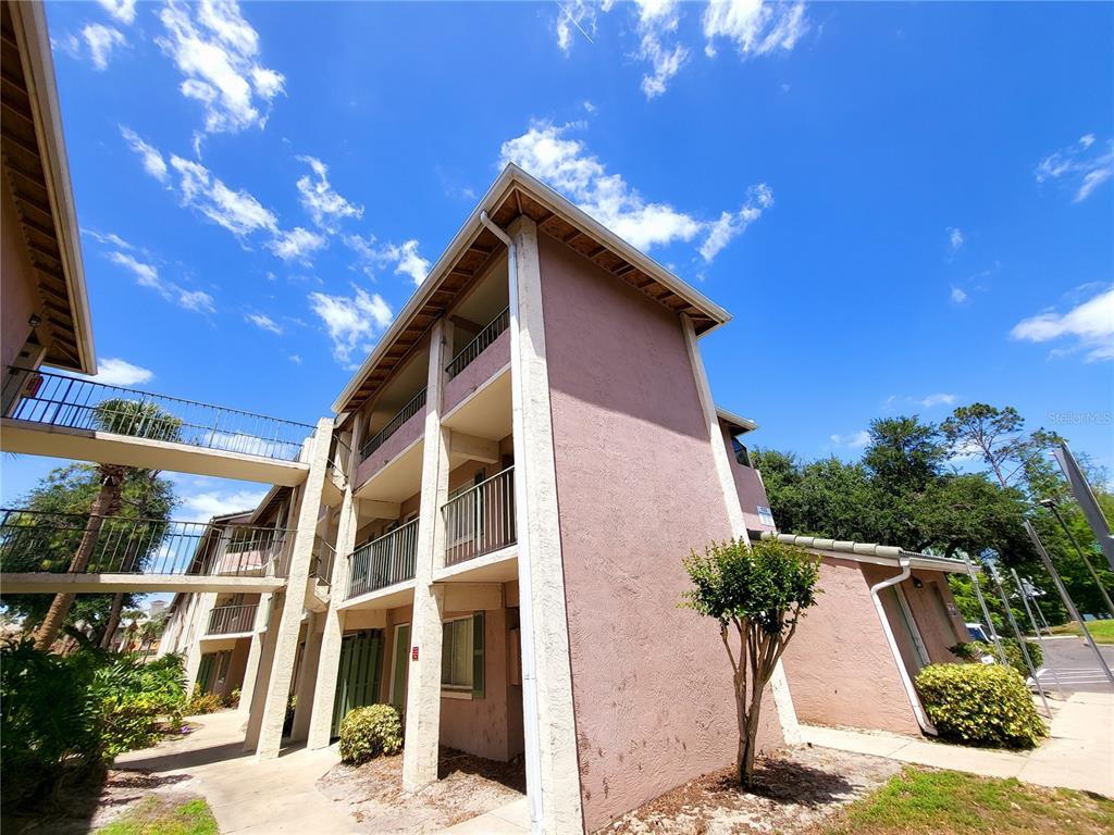 Primary Photo - 133 Oyster Bay Cir