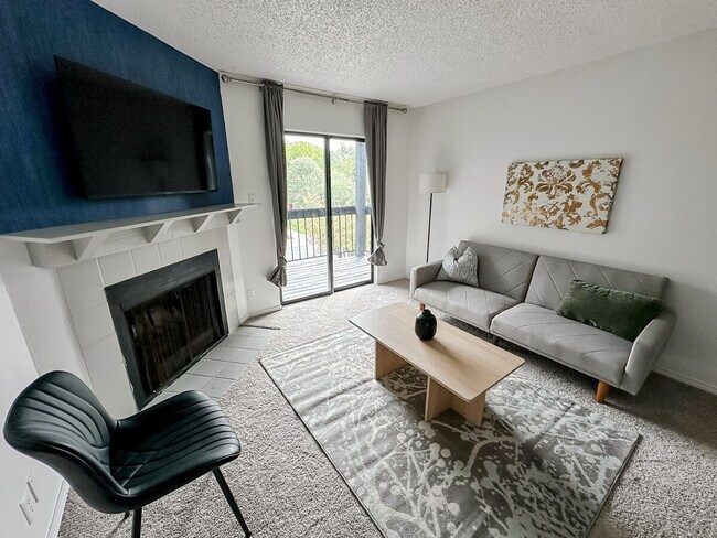 Foto del edificio - 1071 Clayton Ln