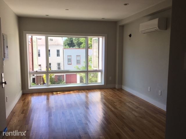 Foto del edificio - 1 br, 1 bath  - 885 Herkimer St