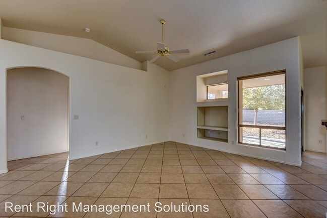 Foto del edificio - 3 br, 2 bath House - 6745 Sandhurst Drive