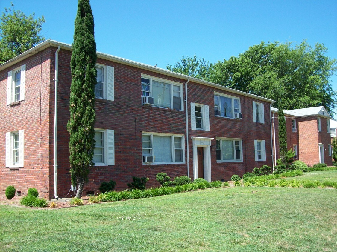 Primary Photo - 1101-1107 Redgate Ave