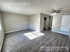 Building Photo - 11123 Belair Dr