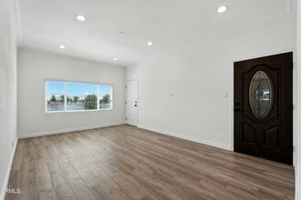 Building Photo - 5137 E 6th St