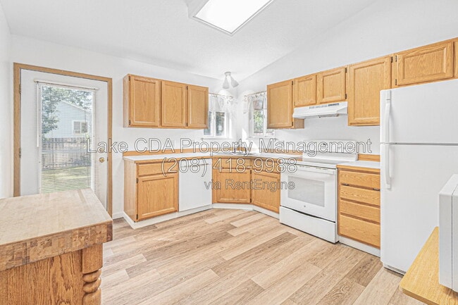 Building Photo - 3149 N 12th St