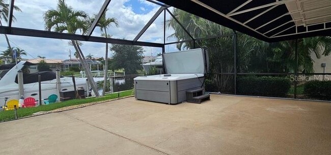 Building Photo - 2871 Coral Way