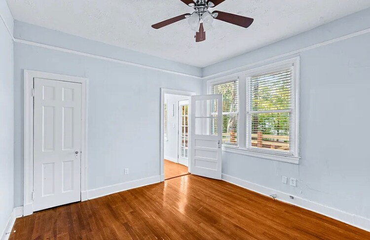 Foto principal - 6832 E Harvey Ave