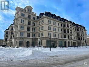 Building Photo - 101-101 Cathedral High St