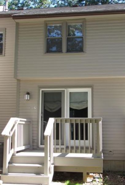 Building Photo - 176 Wellman Ave