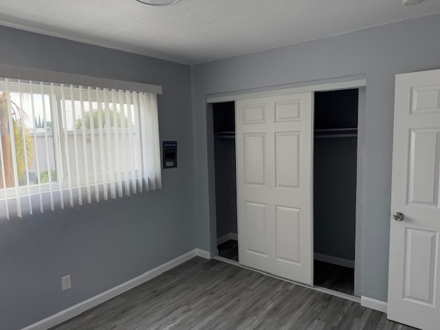 Building Photo - 3164 Sequoia Dr