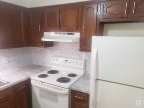Building Photo - 1119 Farnsworth Ave