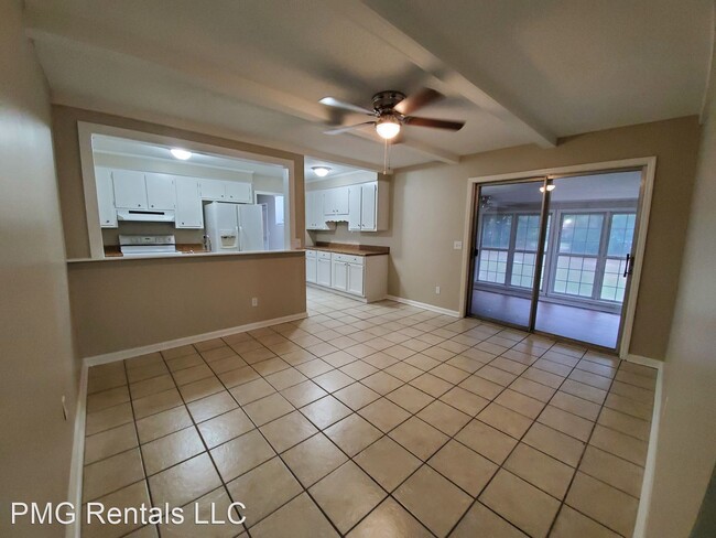 Building Photo - 3 br, 2 bath House - 203 Wilburn Road